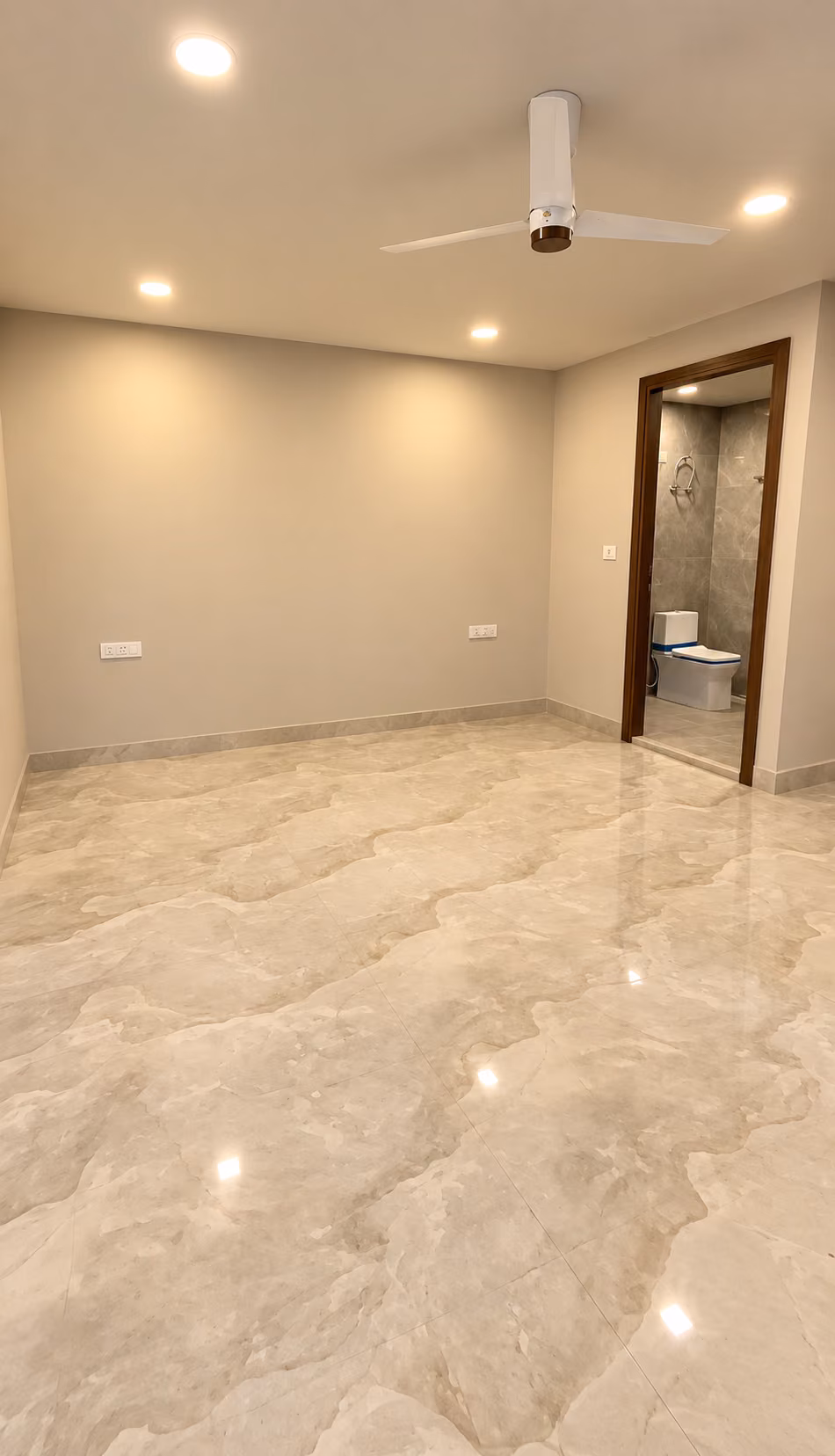 4 BHK with Terrace — photograph 2