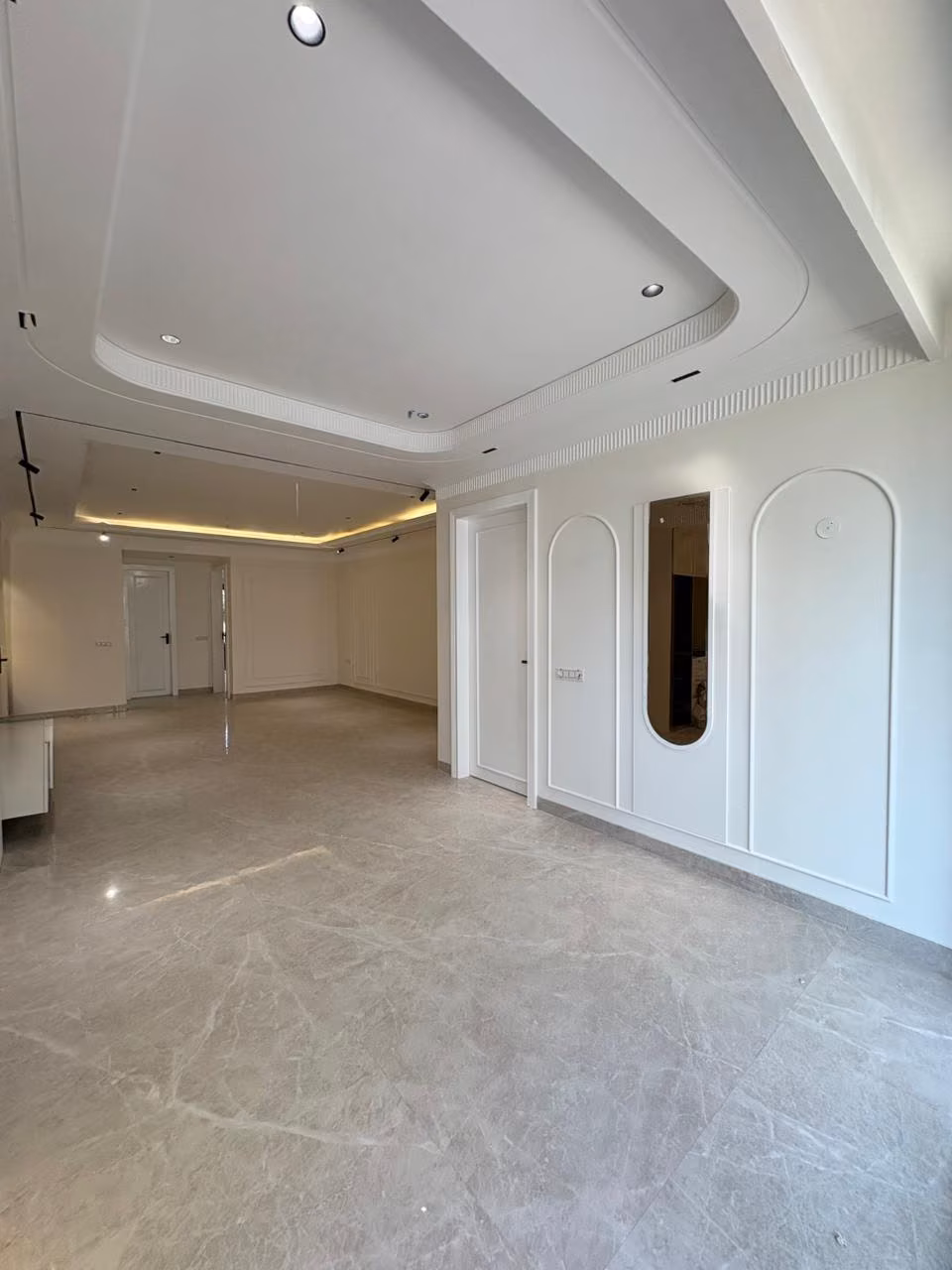 4 BHK Property — photograph 4