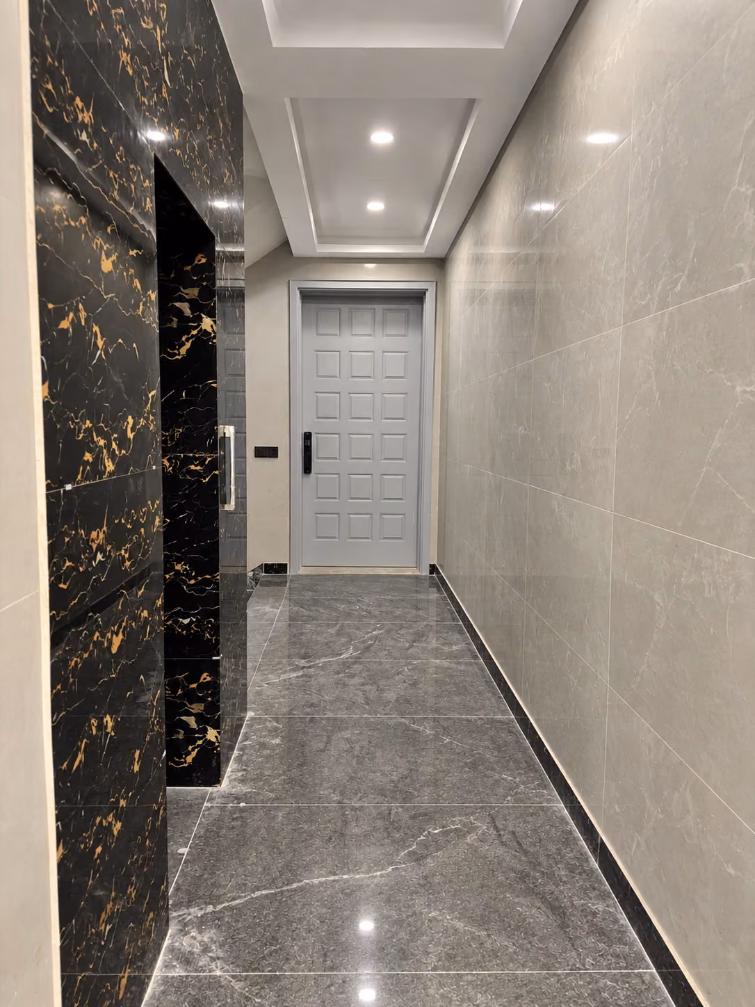 4 BHK Property — photograph 2