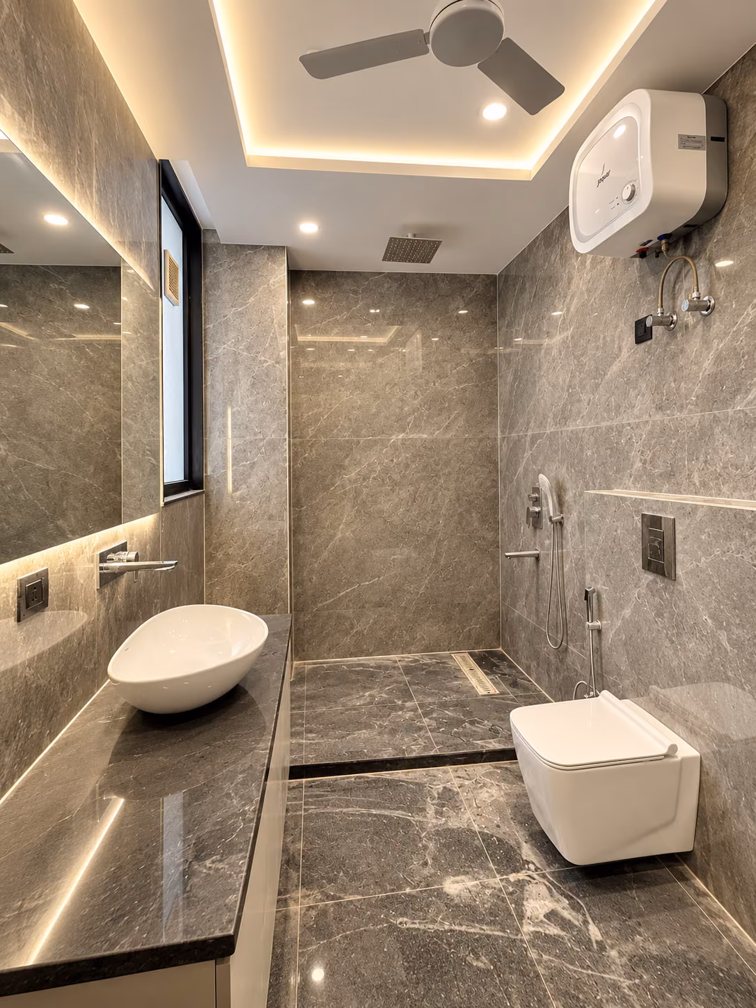 4 BHK Property — photograph 4